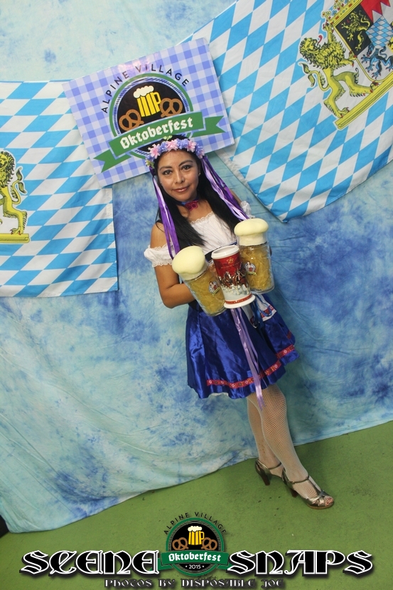 ALPINE_VILLAGE_OKTOBERFEST_OCT_24_15_0225_P_.JPG
