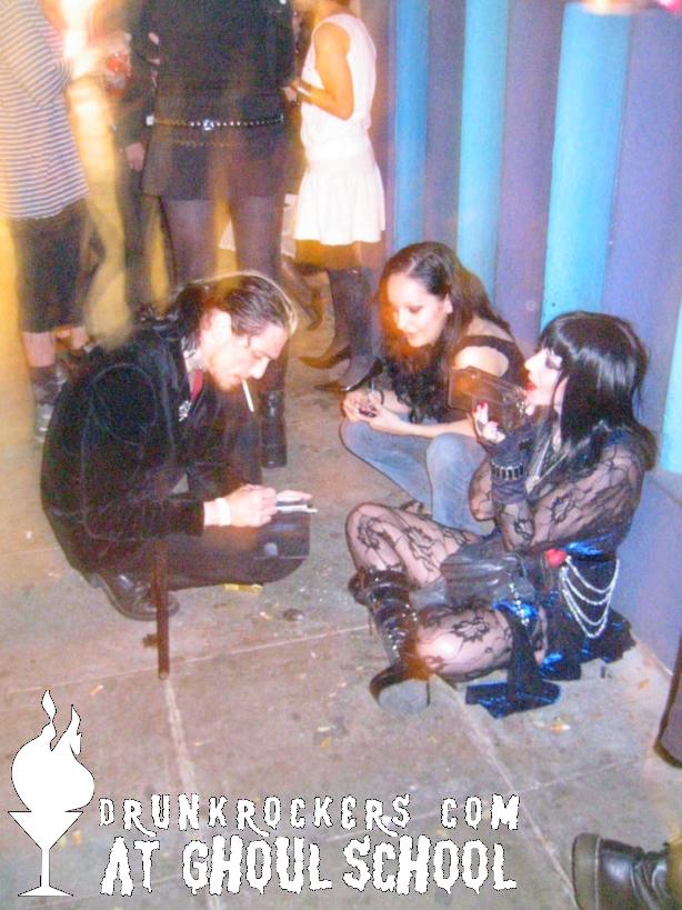 GHOUL_SCHOOL_SEPT_8_04_154_P_.JPG