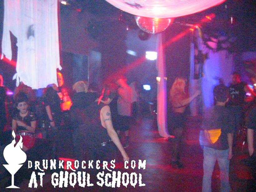 GHOUL_SCHOOL_SEPT_8_04_168_P_.JPG